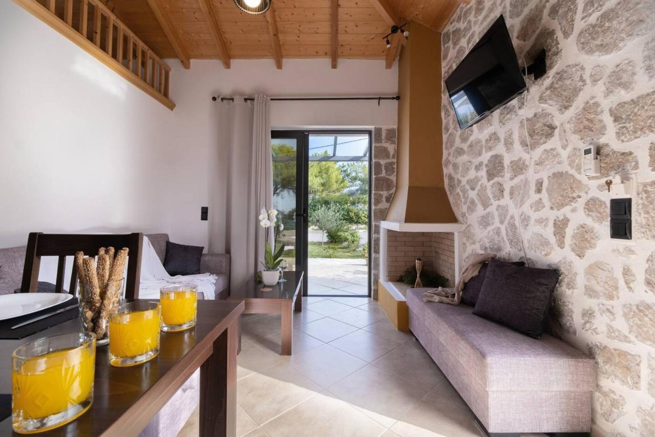 Villa On The Sea Agia Marina  Dış mekan fotoğraf