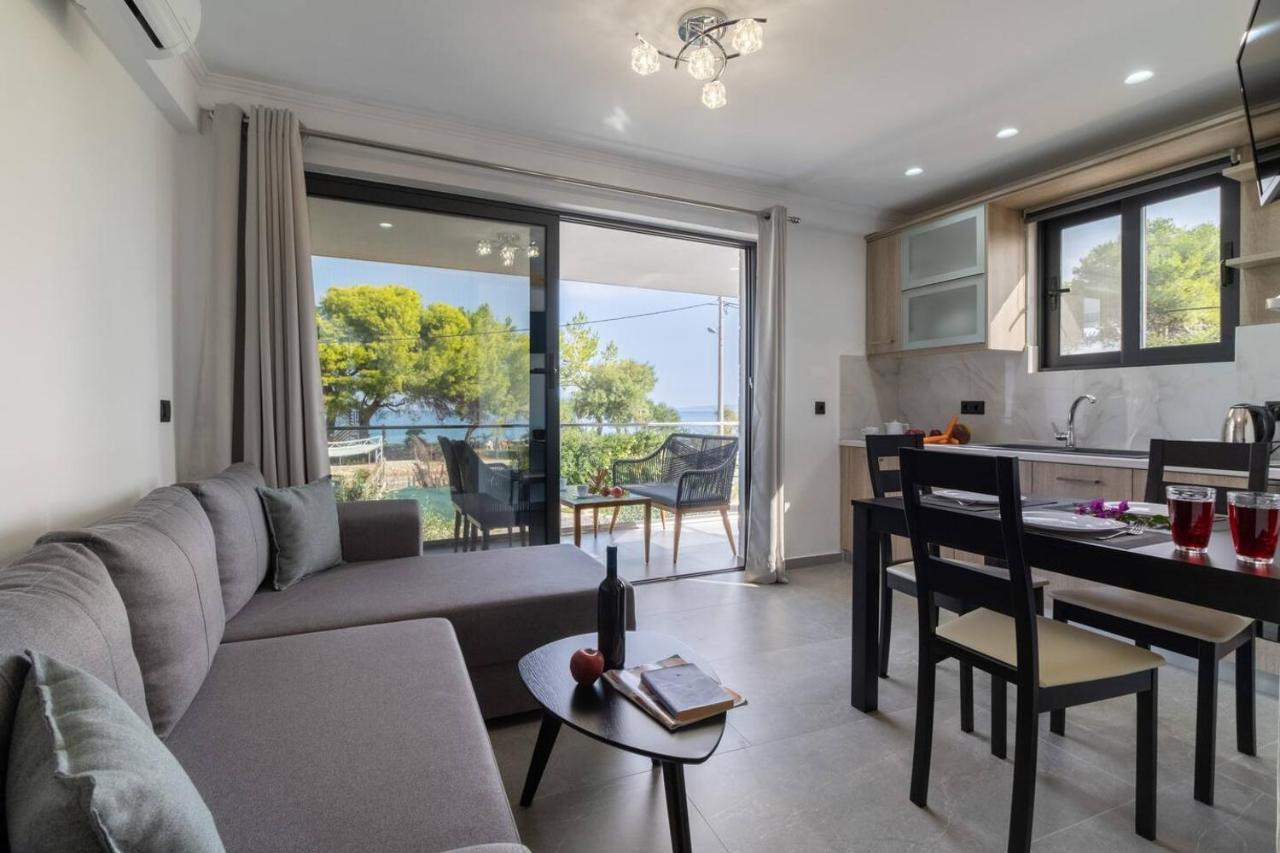 Villa On The Sea Agia Marina  Dış mekan fotoğraf